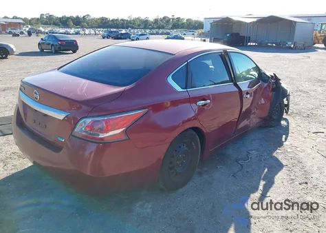 2014 Nissan Altima 2.5 из США, поврежденный, VIN 1N4AL3AP3EC289038